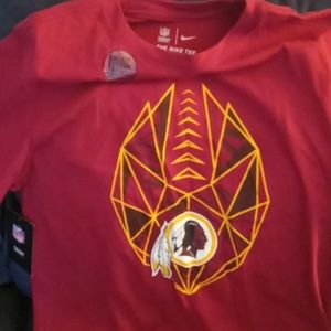 Women's redskins T-shirt size medium